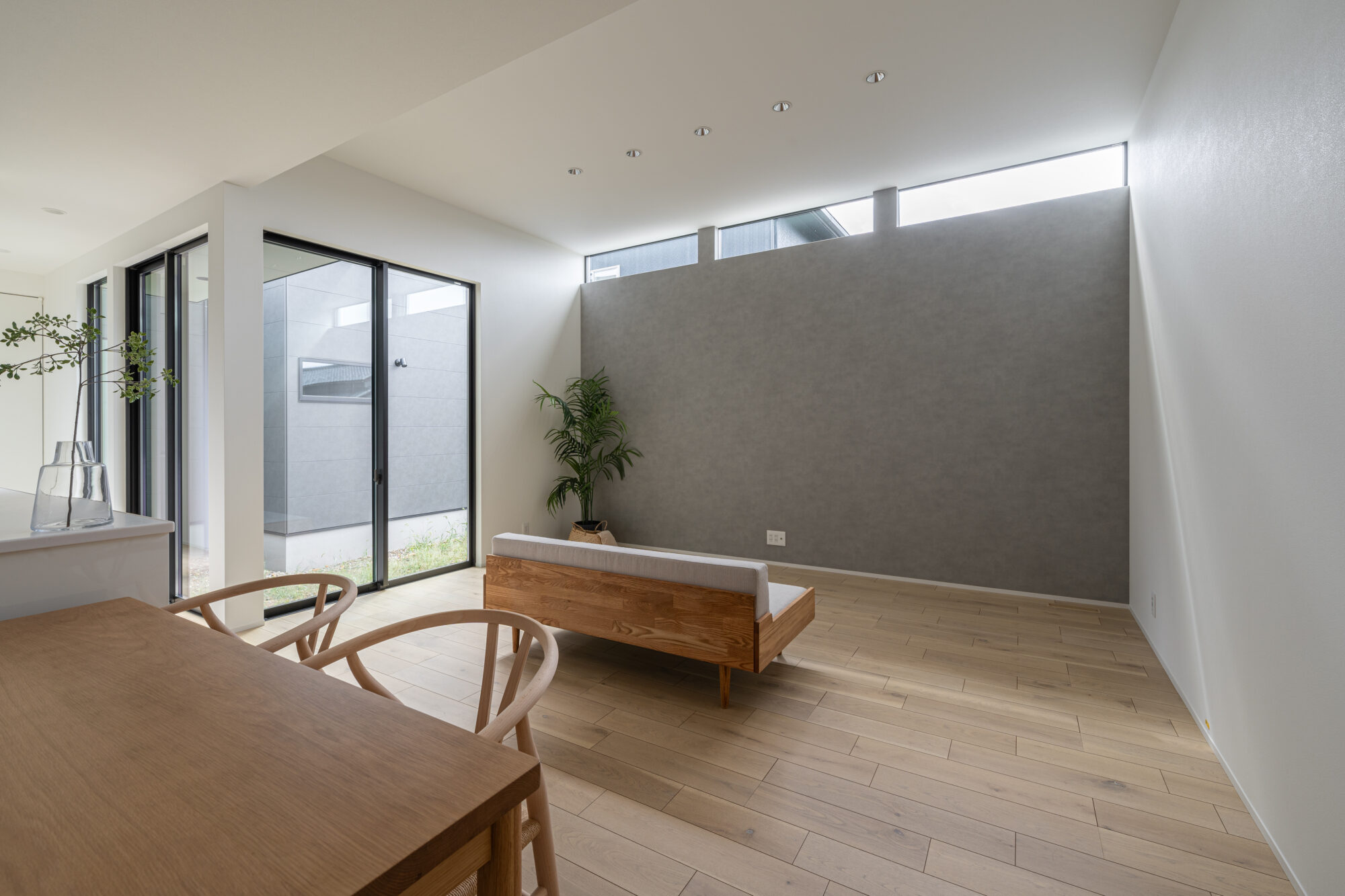 3,000ｍｍの天井高でゆっくりとした時間を過ごす